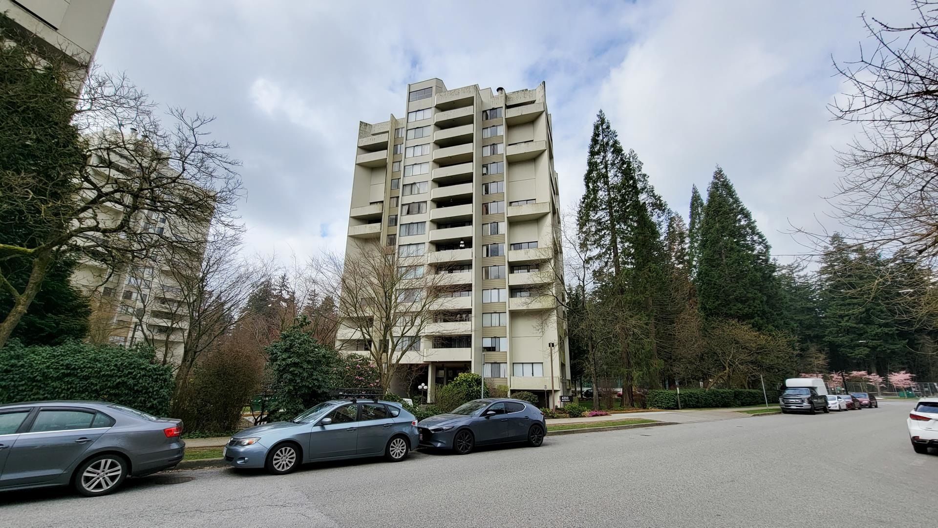 I have sold a property at 604 4200 MAYBERRY ST in Burnaby
